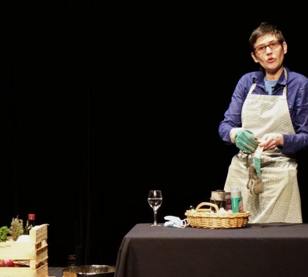 Conférence gesticulée "Dis maman, c'est quoi qu'on mange"